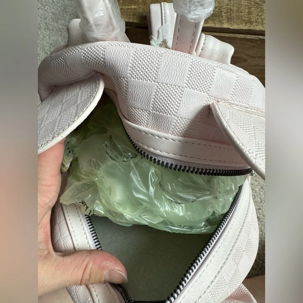 NWT Loungefly Disney Minnie Mouse Checkered Texture Mini Backpack Pink SOLD OUT - Picture 5 of 5